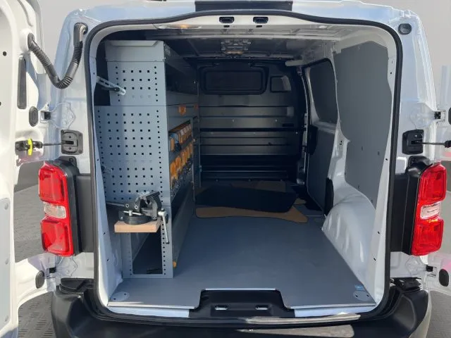 PEUGEOT Expert 1.5 120 CV STANDARD ALLESTITO KM ZERO 2024 — foto 15