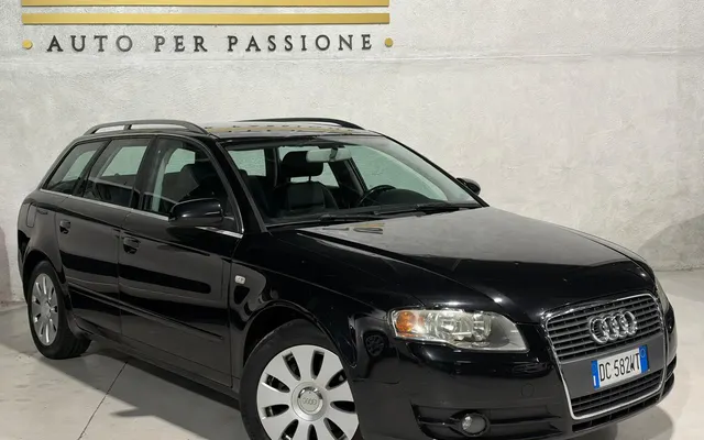 Audi A4 Cambio Automatico+Interni in Pelle