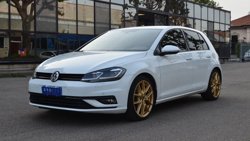 Volkswagen Golf 5p 2.0 tdi Highline 4motion 150cv dsg 2017