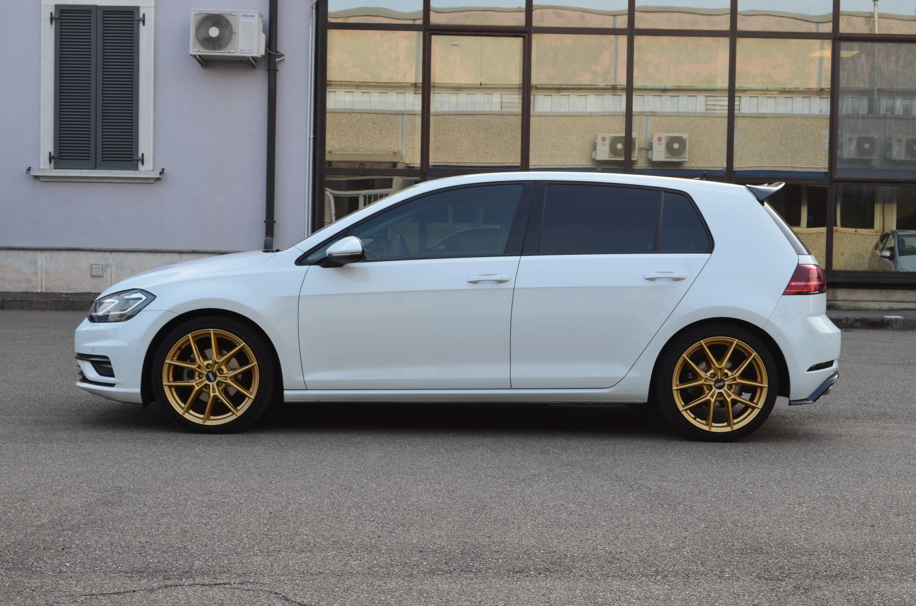 Volkswagen Golf 5p 2.0 tdi Highline 4motion 150cv dsg 2017 — foto 3