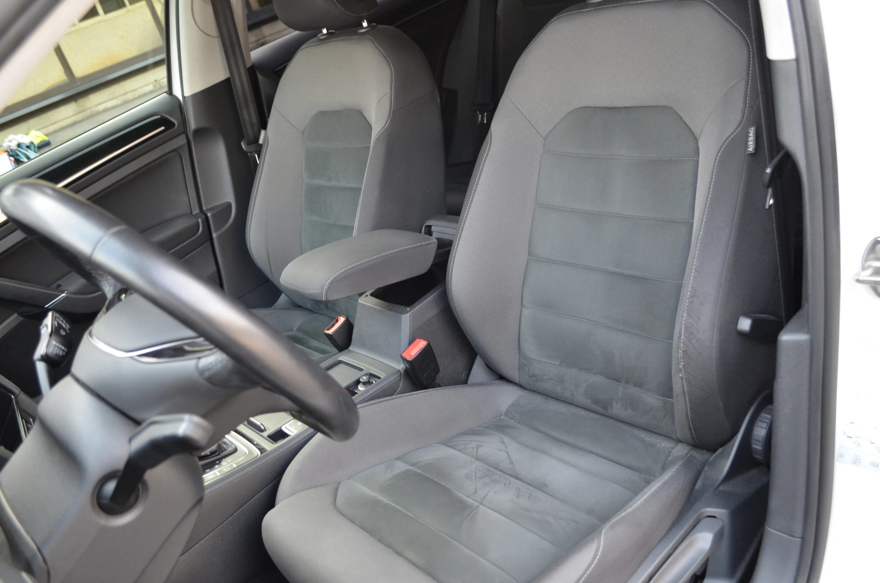 Volkswagen Golf 5p 2.0 tdi Highline 4motion 150cv dsg 2017 — foto 14