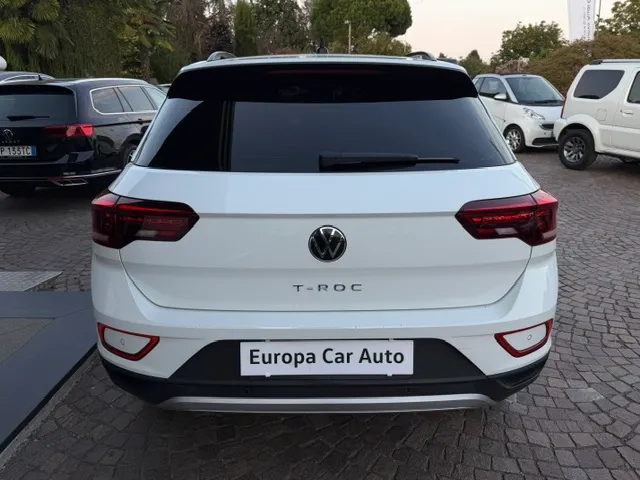 Volkswagen T-Roc 1.5 tsi Life dsg 2023 — foto 4
