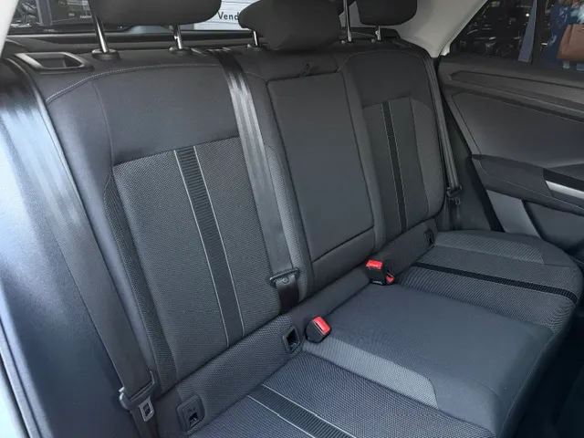 Volkswagen T-Roc 1.5 tsi Life dsg 2023 — foto 11