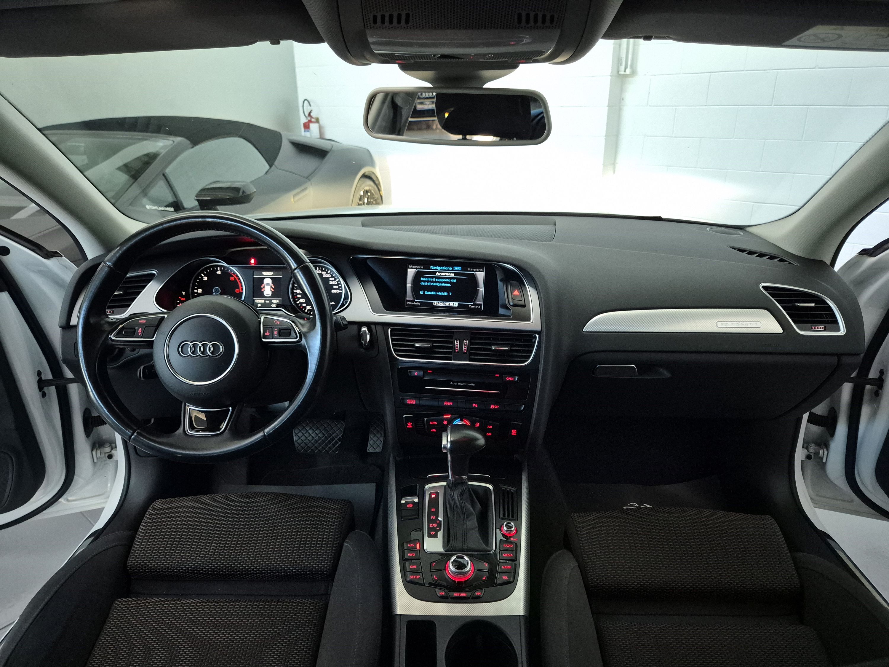 Audi A4 Allroad quattro TDI 2.0d 190cv AUTOMATICA TAGLIANDI AUDI 2014 — foto 14