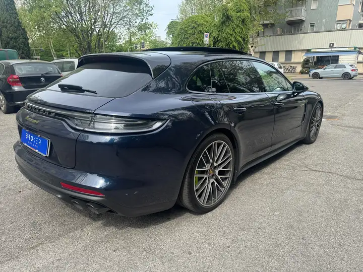 Porsche Panamera Sport Turismo 2.9 4 e-hybrid Platinum Edition auto 2022 — foto 7