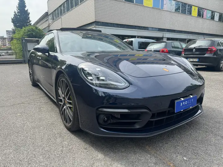 Porsche Panamera Sport Turismo 2.9 4 e-hybrid Platinum Edition auto 2022 — foto 4