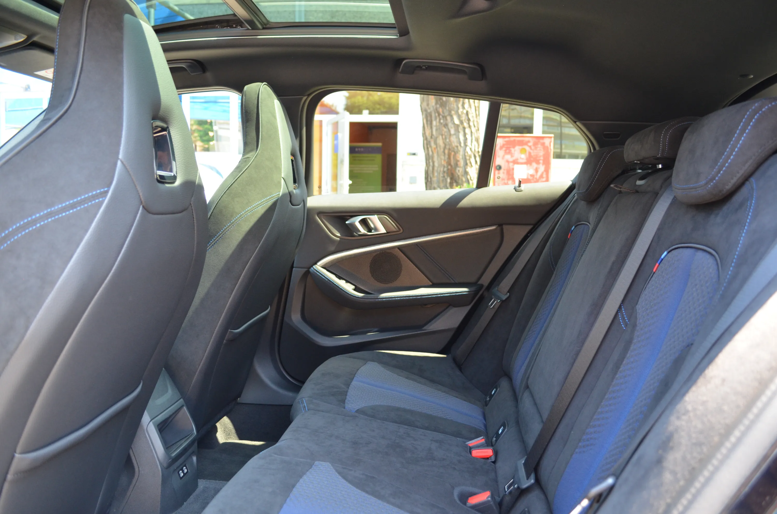 BMW 120d xdrive Msport auto 2022 — foto 18