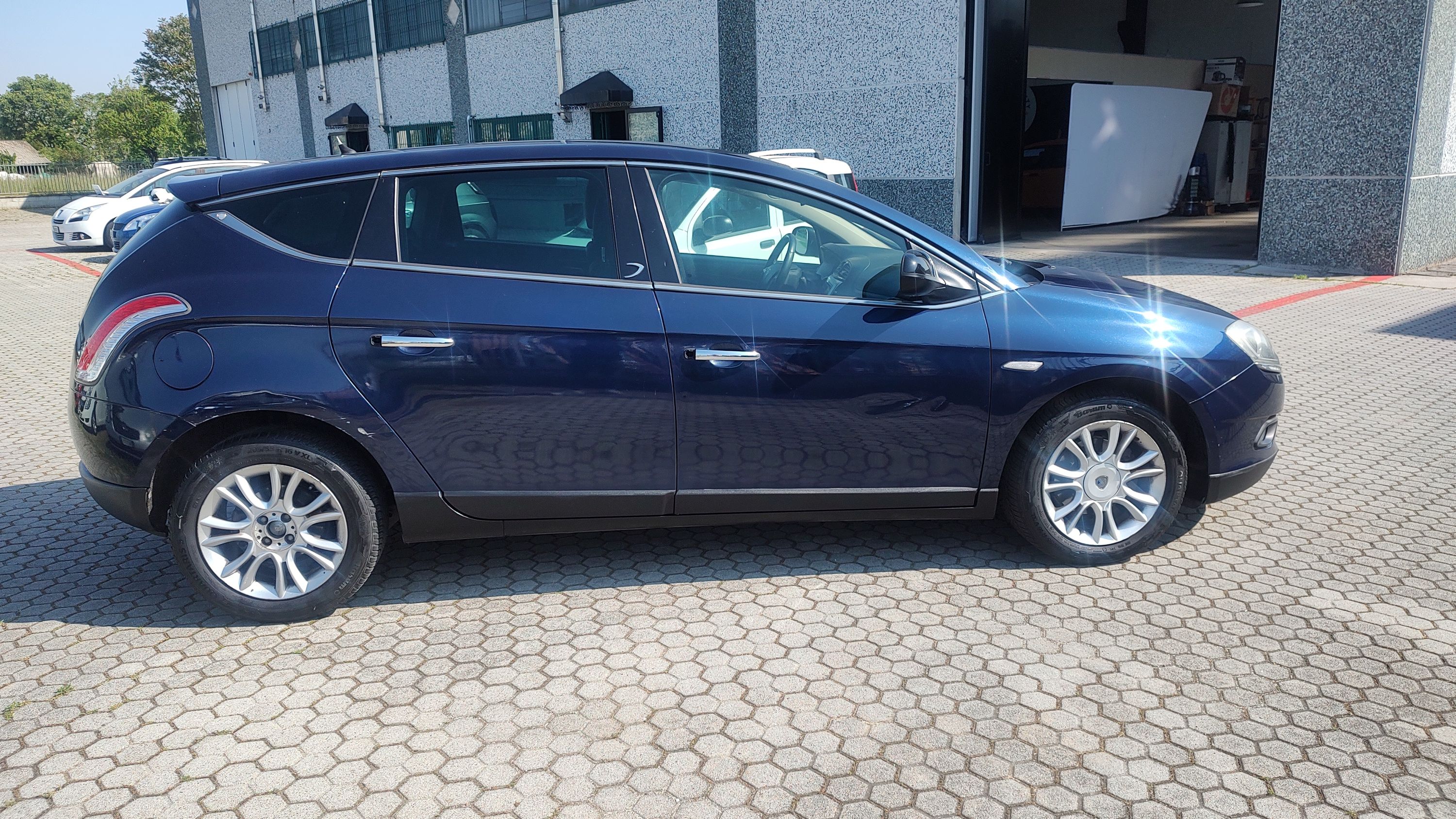 Lancia Delta 1.6 mjt Platino 120cv dpf 2009 — foto 6