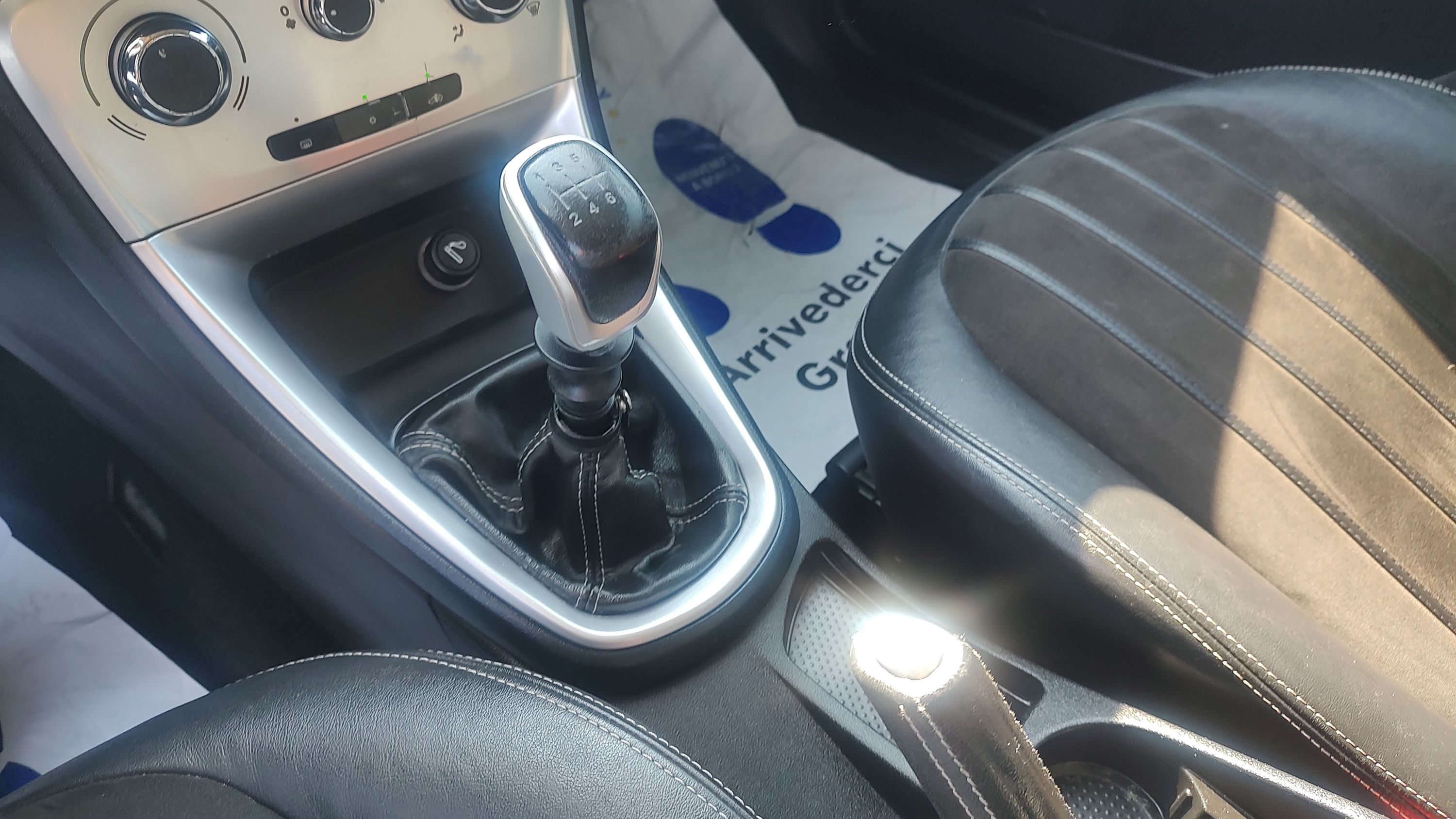 Lancia Delta 1.6 mjt Platino 120cv dpf 2009 — foto 13