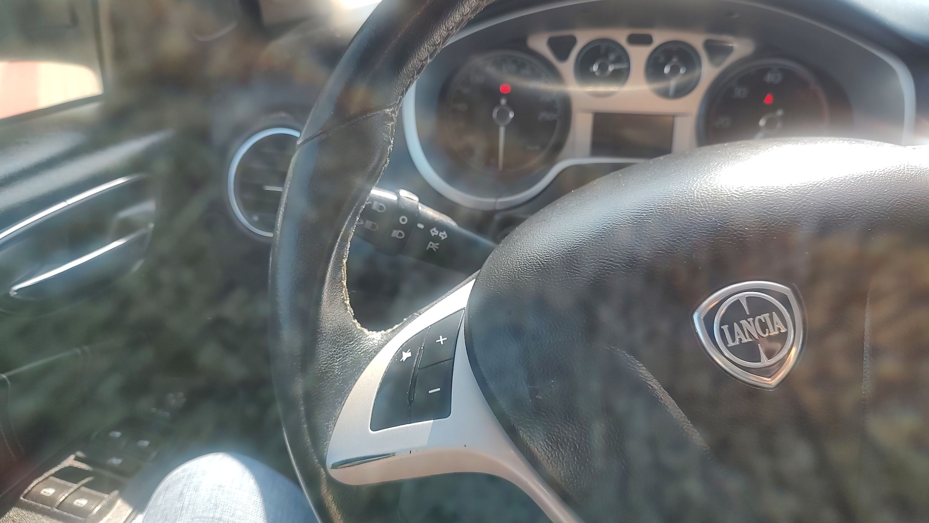 Lancia Delta 1.6 mjt Platino 120cv dpf 2009 — foto 15