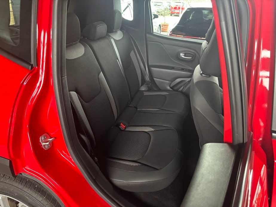 Jeep Renegade 1.5 turbo t4 mhev Limited 2023 — foto 8