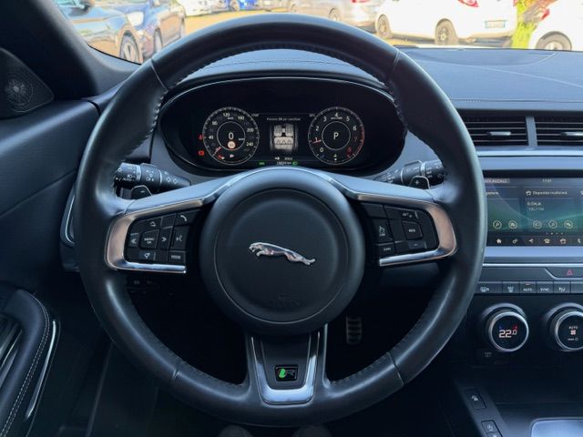 Jaguar E-Pace 2.0 i4 R-Dynamic awd 249cv auto my19 2018 — foto 13