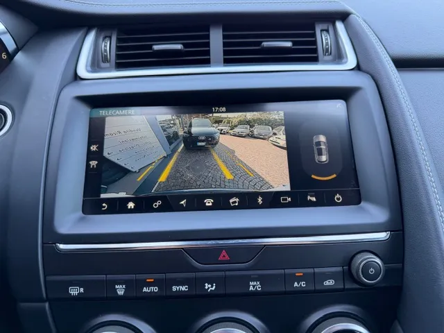 Jaguar E-Pace 2.0 i4 R-Dynamic awd 249cv auto my19 2018 — foto 19