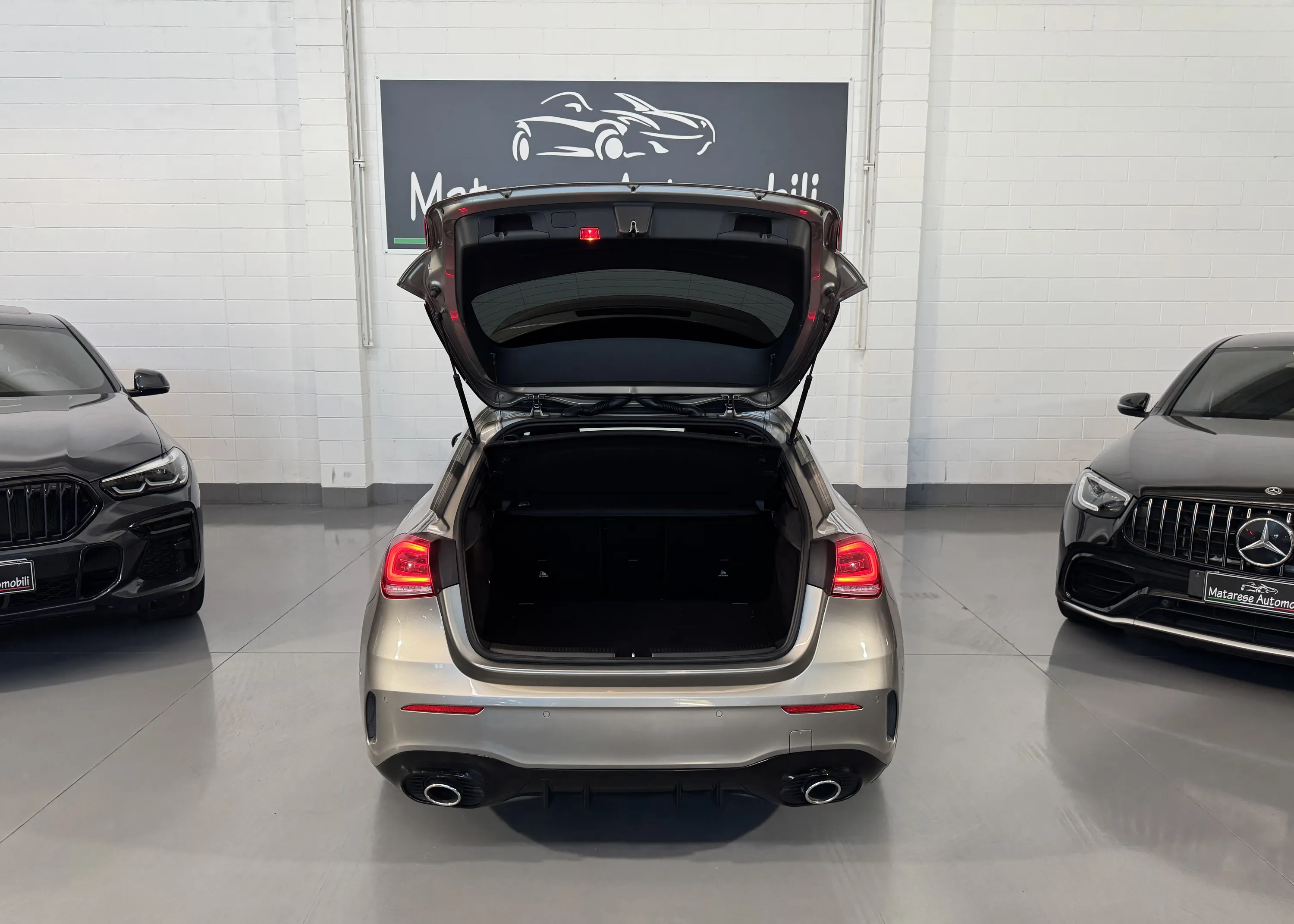 Mercedes a35 AMG Turbo 4Matic 2.0cc 306cv CarPlay Ambient Light Finanziabile 2019 — foto 6