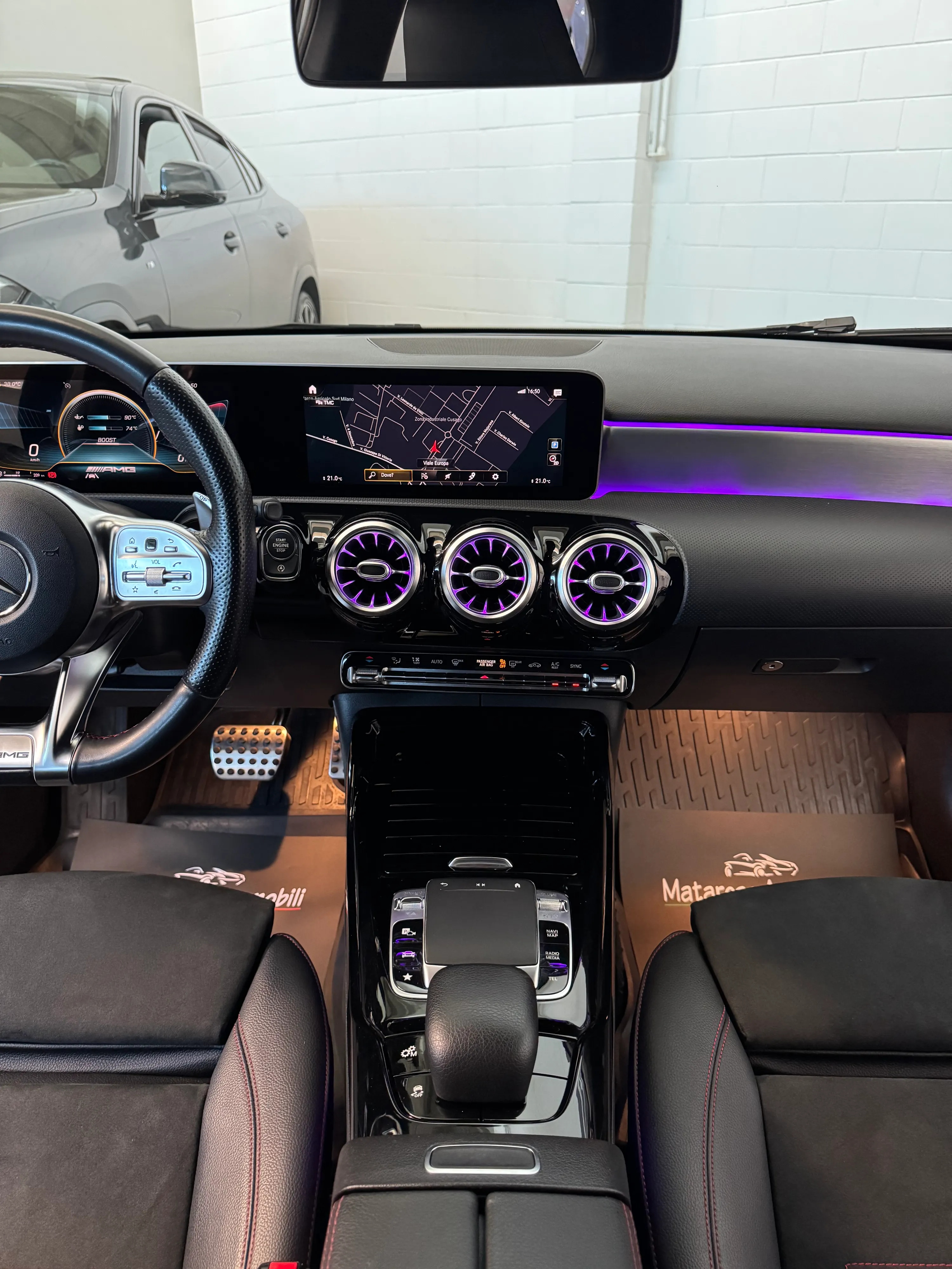 Mercedes a35 AMG Turbo 4Matic 2.0cc 306cv CarPlay Ambient Light Finanziabile 2019 — foto 15