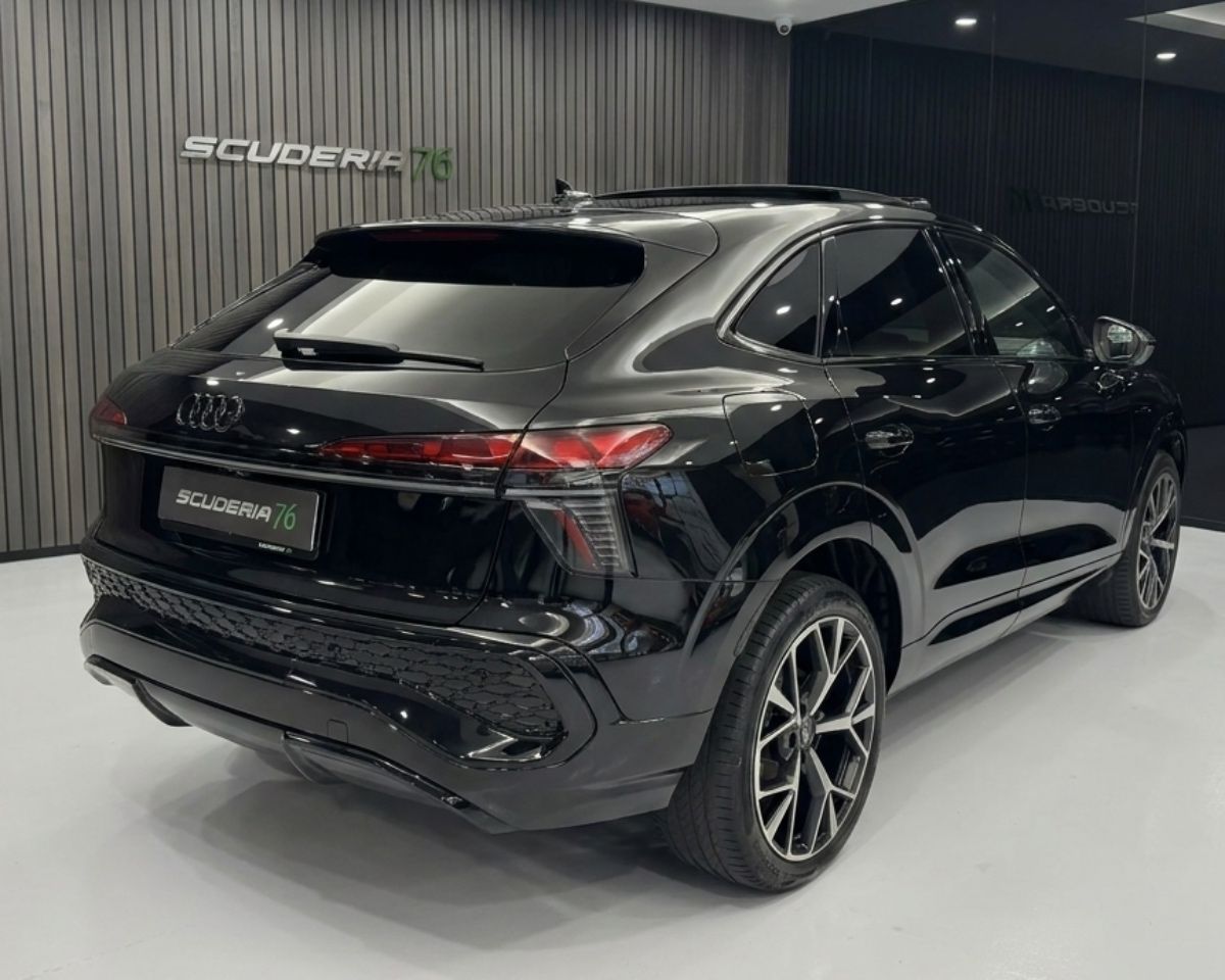 Audi Sportback 2.0 tdi S line edition 150cv s-tronic KM0 2026 — foto 4