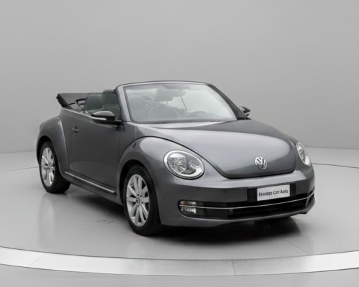 Volkswagen Maggiolino 2011 Cabrio