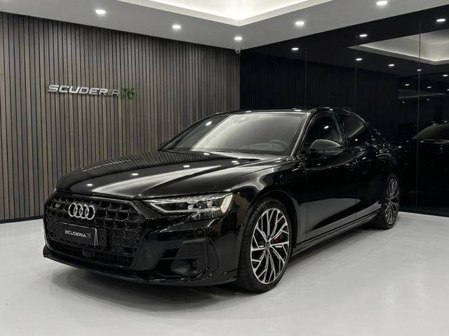Audi A8 IV 2022