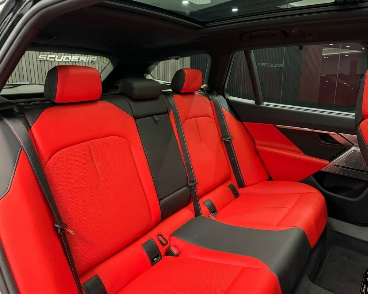 BMW M5 Touring 727cv auto 2025 — foto 10