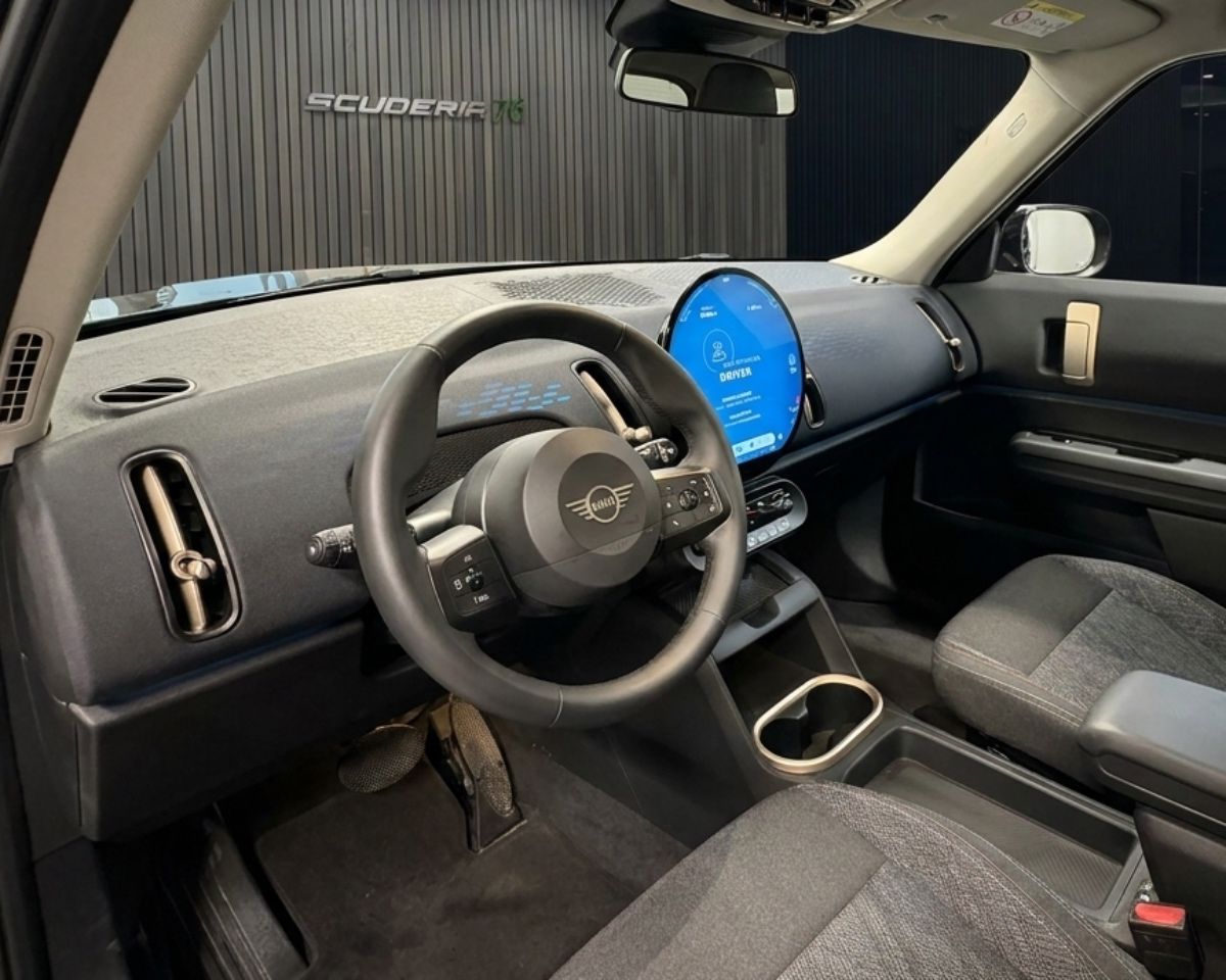 Mini Mini Countryman 1.5 48V C Classic auto 2025 — foto 7
