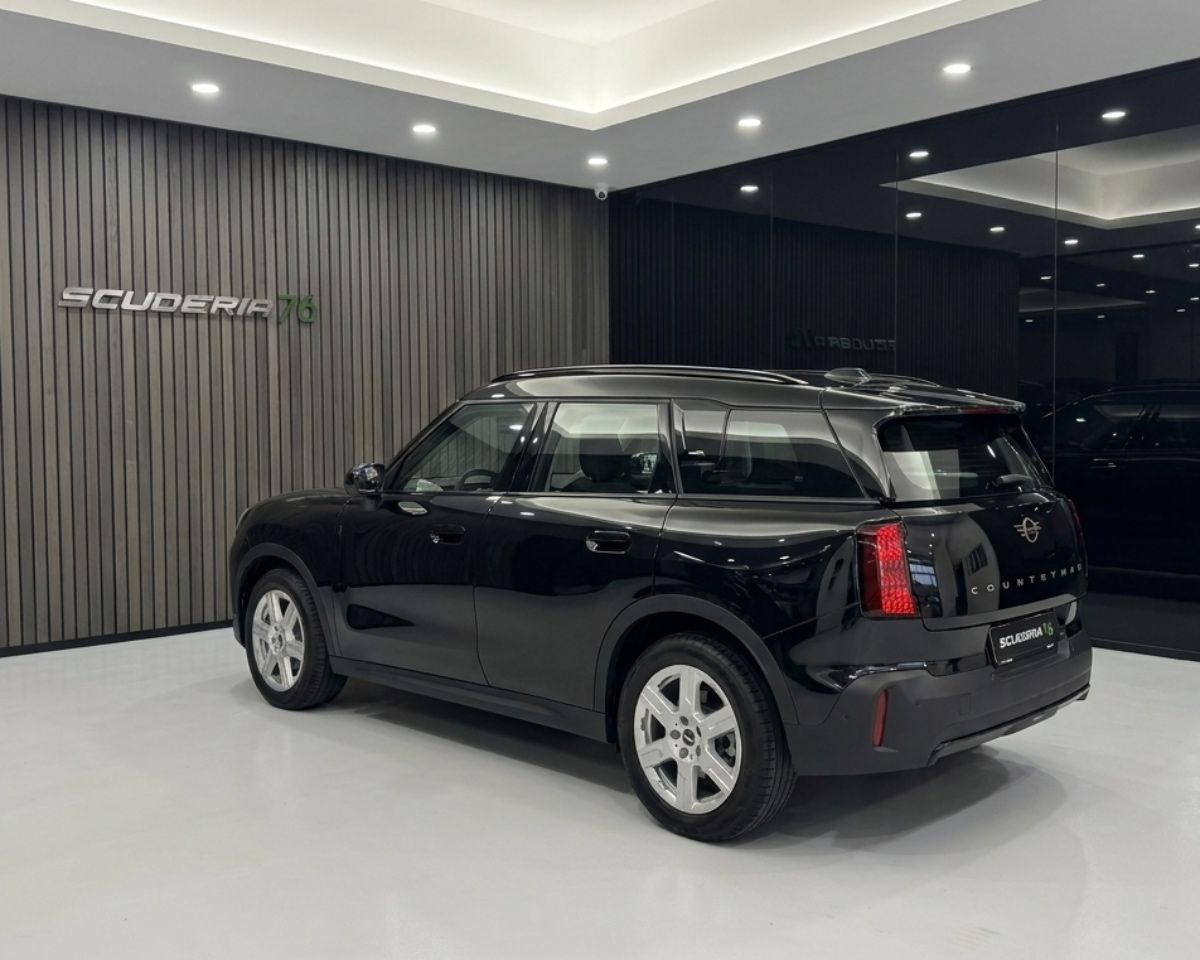 Mini Mini Countryman 1.5 48V C Classic auto 2025 — foto 4