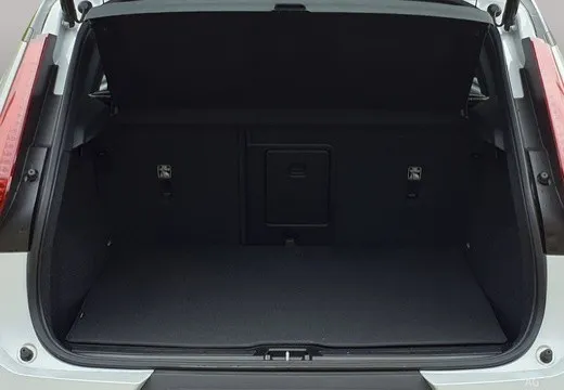 Volvo XC40 2023 2.0 b3 Core auto — foto 10