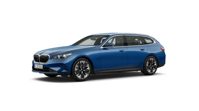 BMW Serie 5 G61 2024 Touring 530e xdrive auto — foto 1