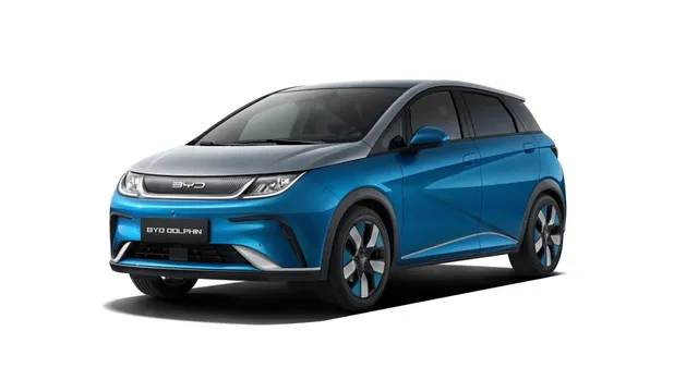 Byd Dolphin 2025 60,4 kWh Design — foto 1
