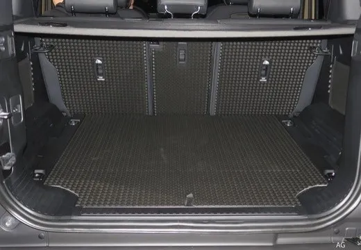 Land Rover Defender VII 2025 110 2.0 phev S awd 300cv auto — foto 9