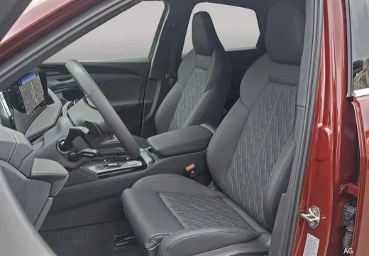 Audi Q5 II 2025 Sportback 2.0 e-hybrid Business Advanced quattro 299cv s-tronic — foto 8