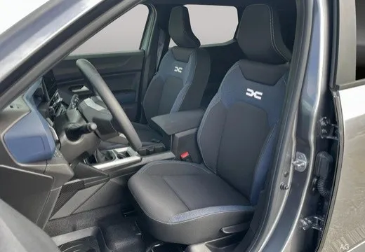 Dacia Duster III 2024 1.8 hybrid Expression 155cv auto — foto 8