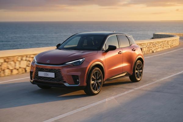 Lexus LBX 1.5 hybrid Elegant 2wd