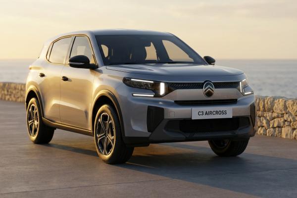 Citroen C3 Aircross 1.2 hybrid Plus 136cv edcs6