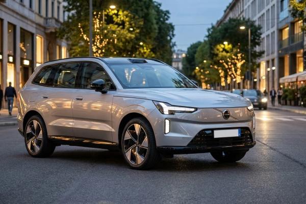 Volvo EX90 single motor Plus