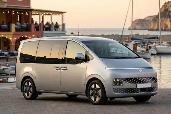Hyundai Staria 1.6 hev Wagon 2wd auto