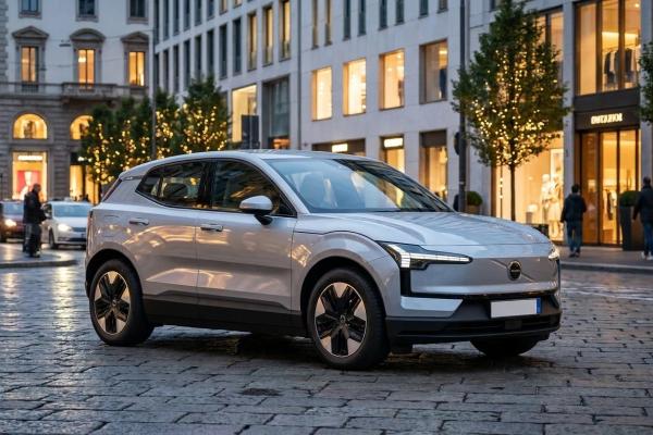 Volvo EX30 P5 electric Core rwd