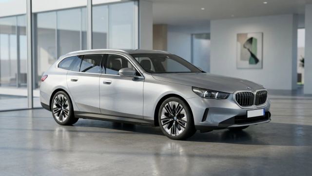 BMW 520d Touring 48V sdrive auto