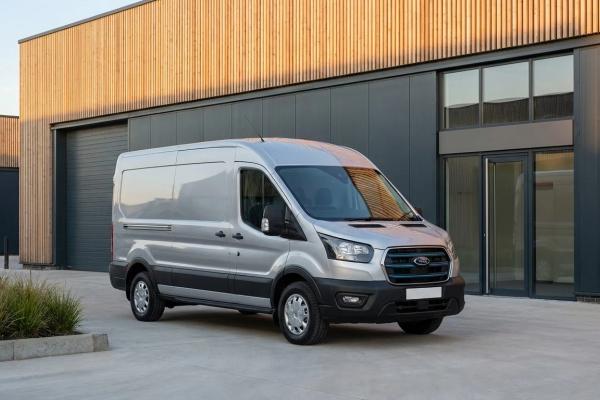 FORD e Transit 350 L2H2 68kWh 184cv trend