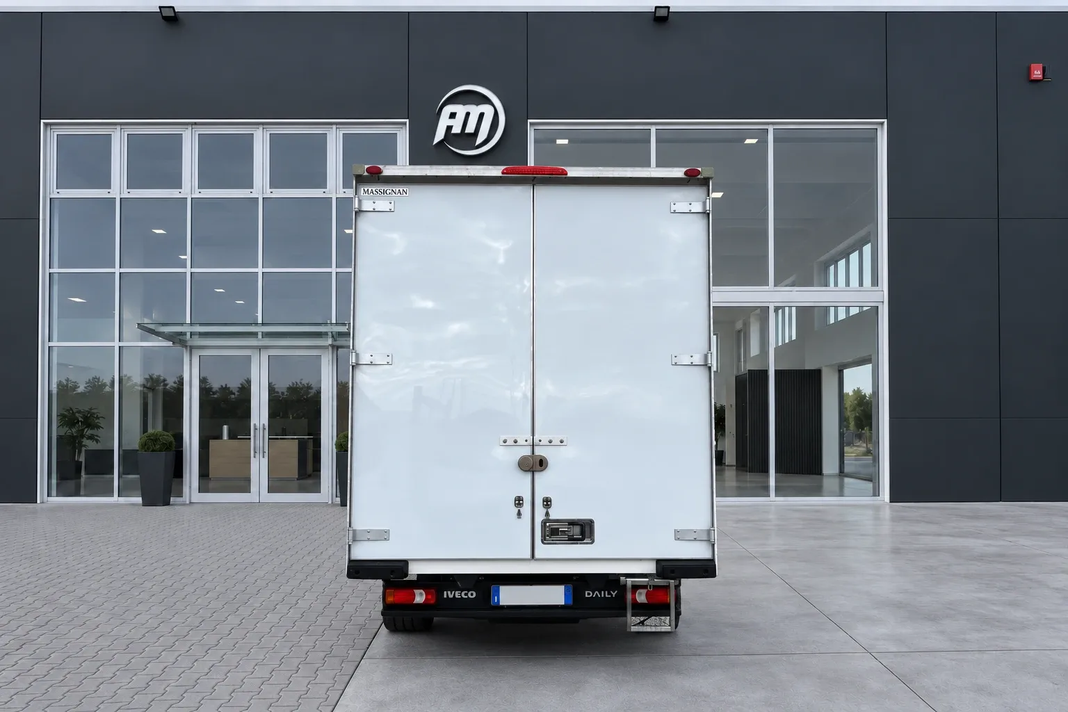Iveco Daily 35S14 3.0 FURGONATO BOX 2023 — foto 5