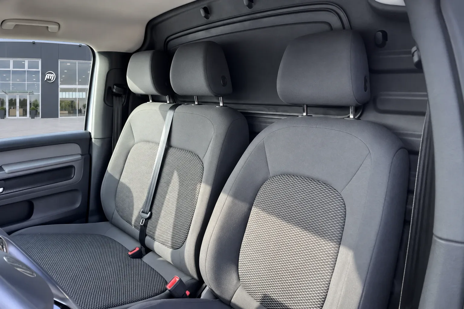 Volkswagen ID.Buzz Cargo 82kWh Automatico 2024 — foto 8