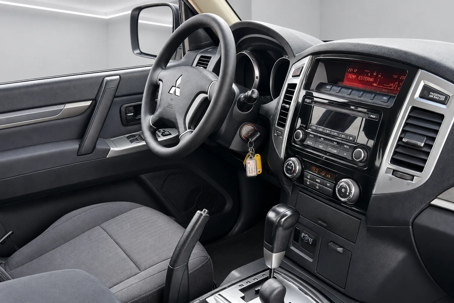 Mitsubishi Pajero 3.2 5p. 7 POSTI - GANCIO 2016 — foto 8