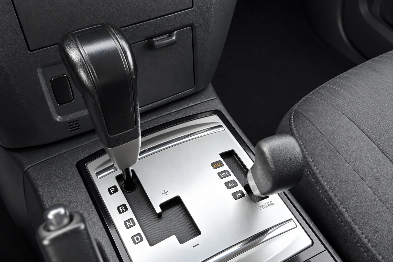 Mitsubishi Pajero 3.2 5p. 7 POSTI - GANCIO 2016 — foto 11