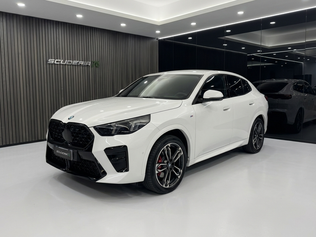 BMW X2 U10