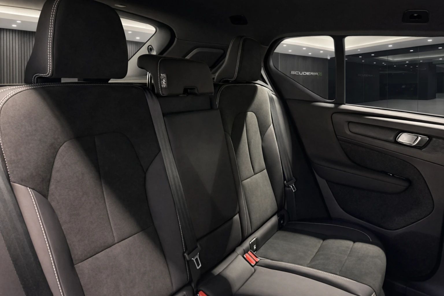 Volvo XC40 1.5 t2 Core auto 2023 — foto 12