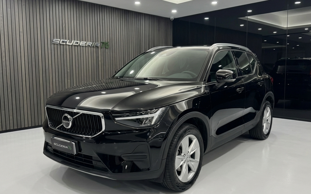 Volvo XC40 2023