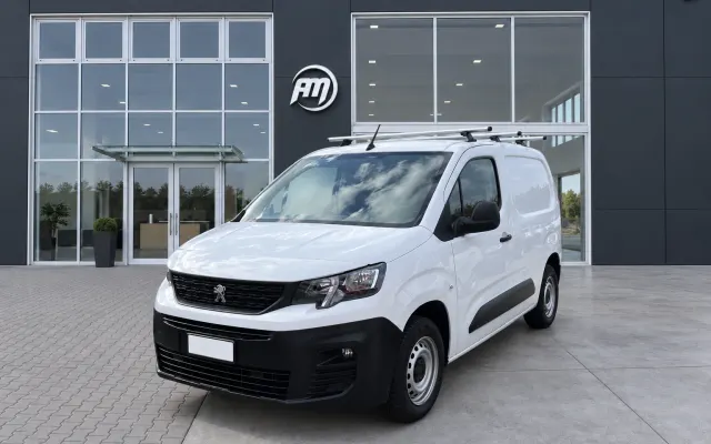 Peugeot Partner 1.5HDi 100CV Premium ALLESTITO