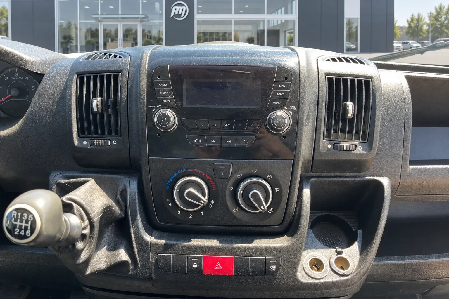 Peugeot Boxer 2.0BlueHDi 160CV BOX ALLUMINIO L4 2018 — foto 13