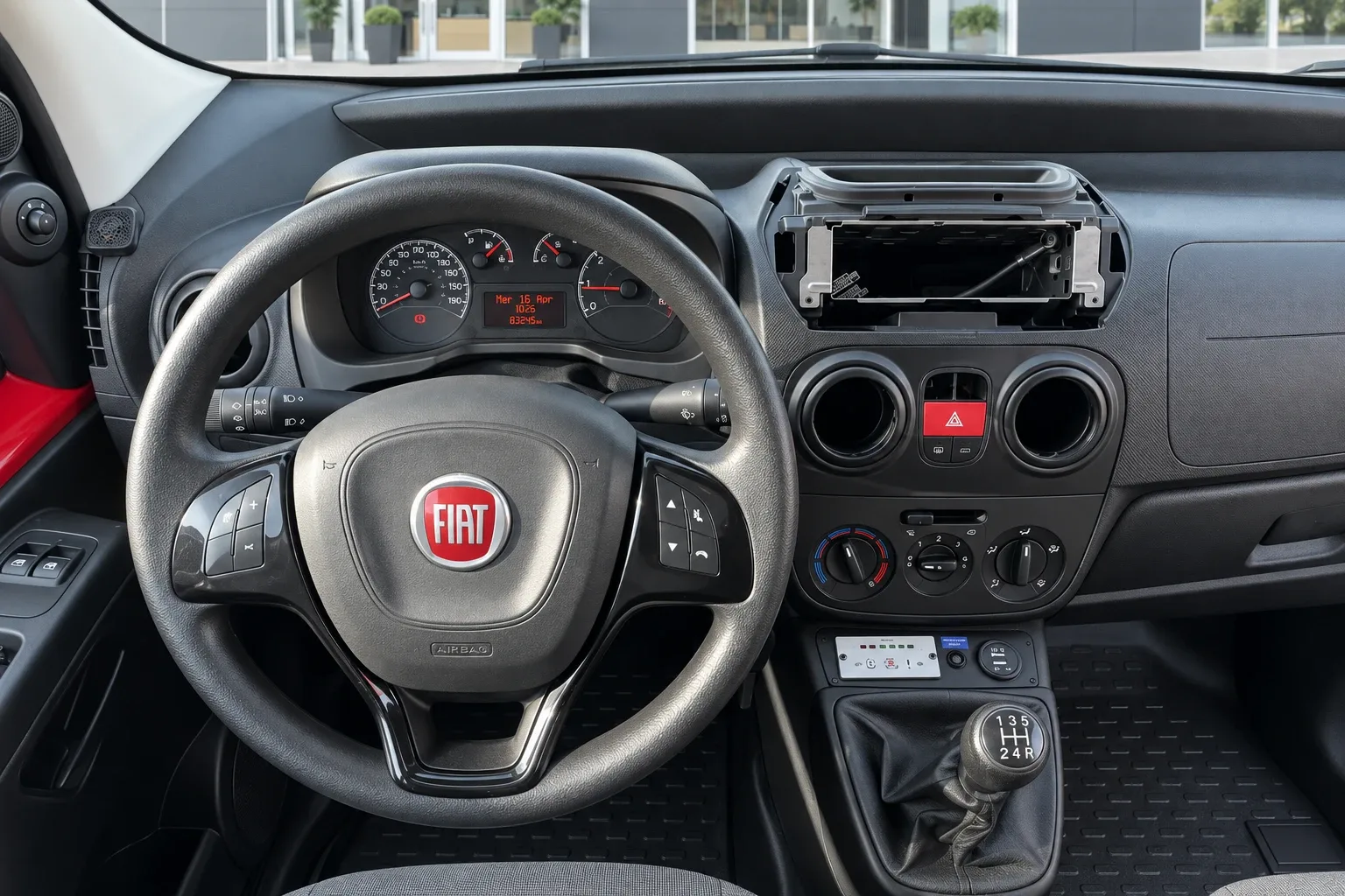 Fiat Fiorino 1.3 MJT 95CV Cargo Adventure 2017 — foto 7