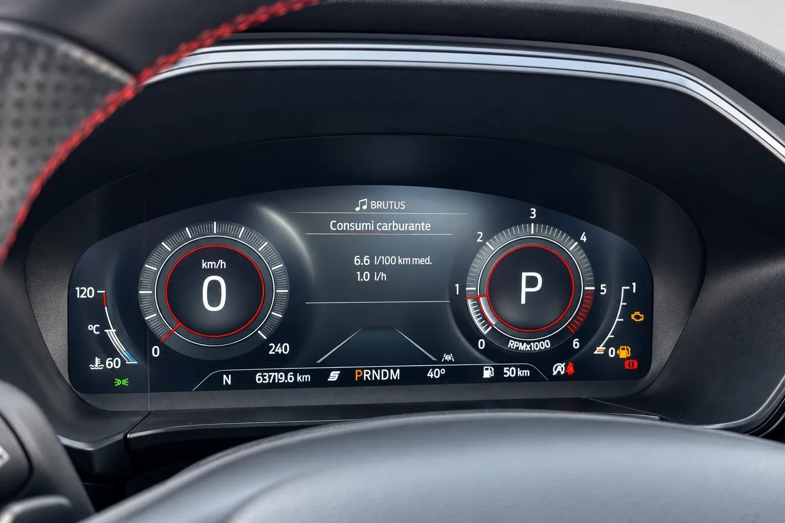 Ford Kuga 2.0 120CV 2WD ST-Line Auto 2023 — foto 10