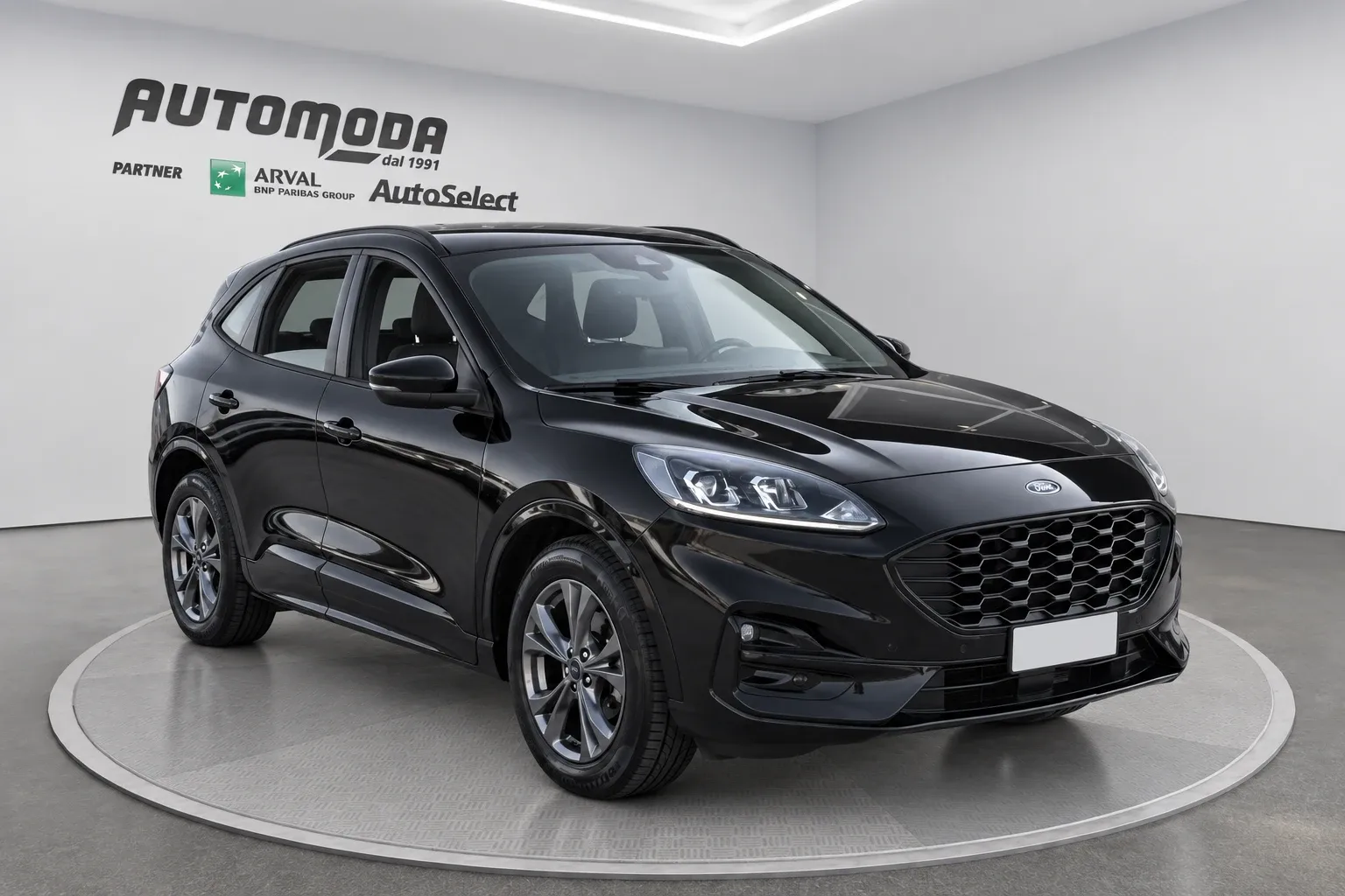 Ford Kuga 2.0 120CV 2WD ST-Line Auto 2023 — foto 3